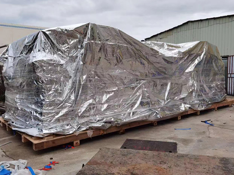 重型(xíng)加固木(mù)箱