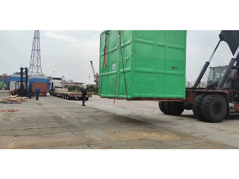 出(chu)口重型真空防(fáng)雨包裝