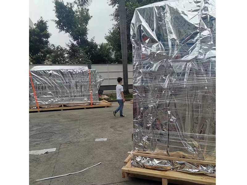 深(shēn)圳龍崗某智能(néng)自動化設備真(zhēn)空包裝