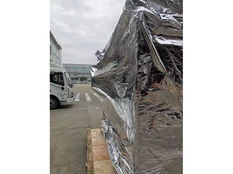 重(zhong)型加固木(mù)箱